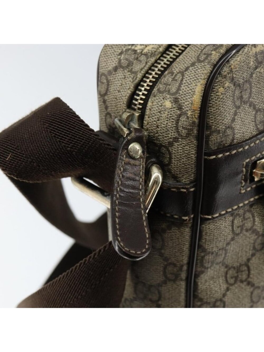 Authentic GUCCI GG Supreme Shoulder Bag PVC Brown Gold 201448 - Picture 2 of 16